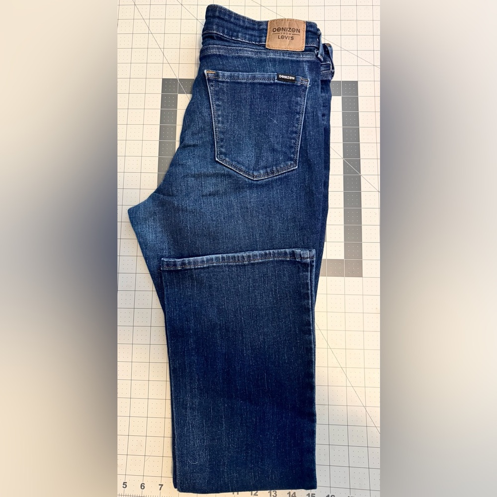 Women’s Levi's Denizen Jeans - Picture 2 of 8
